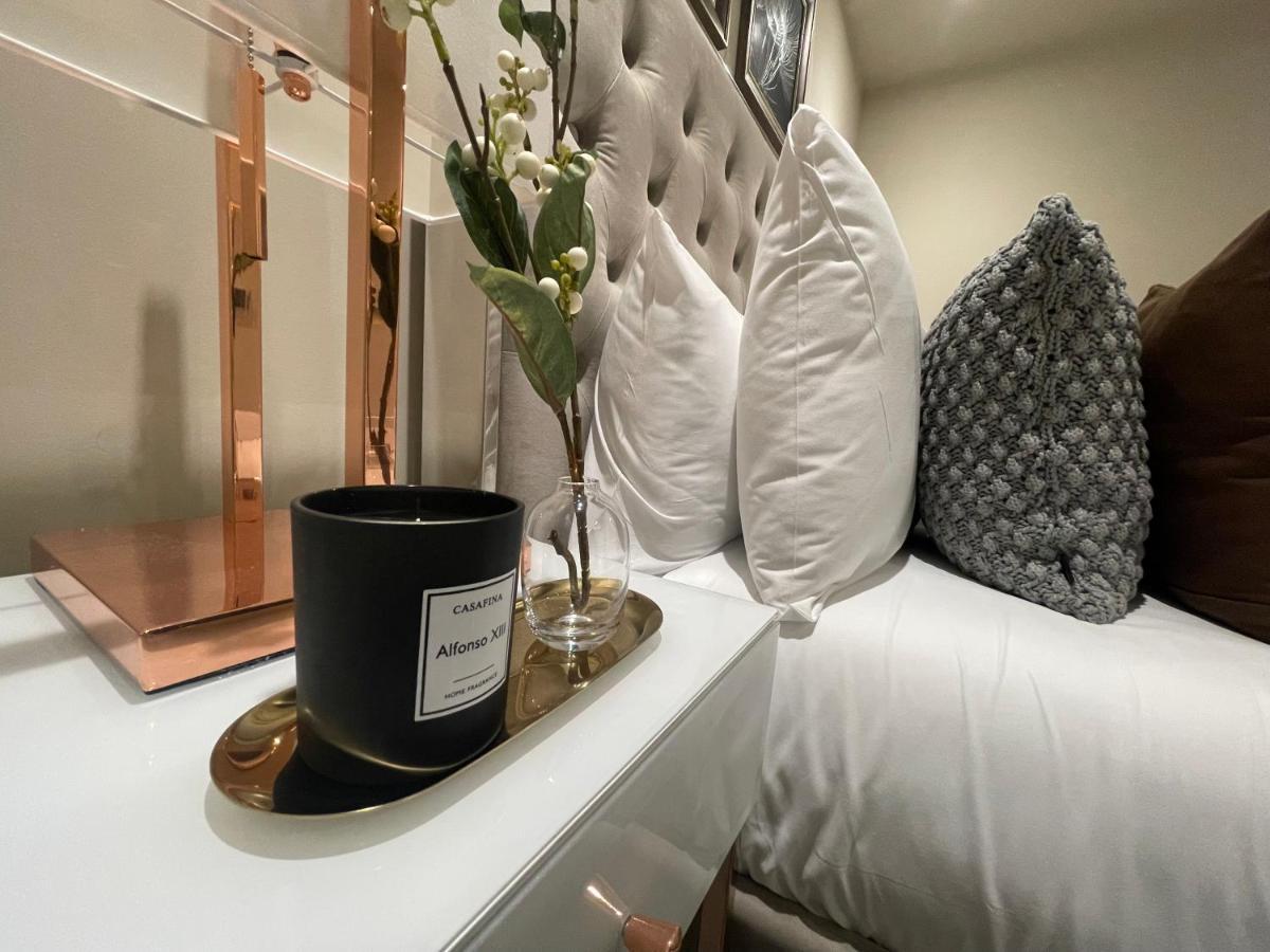 Sophisticated 1Br, 1 Ba Chigwell Designer Flat Chcl F2 Exterior foto