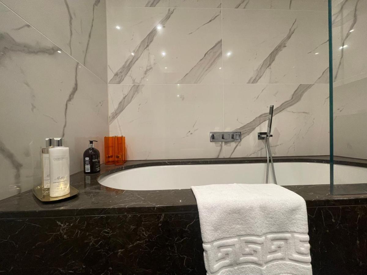 Sophisticated 1Br, 1 Ba Chigwell Designer Flat Chcl F2 Exterior foto
