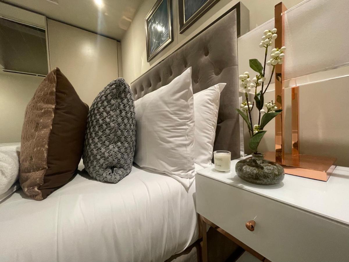 Sophisticated 1Br, 1 Ba Chigwell Designer Flat Chcl F2 Exterior foto